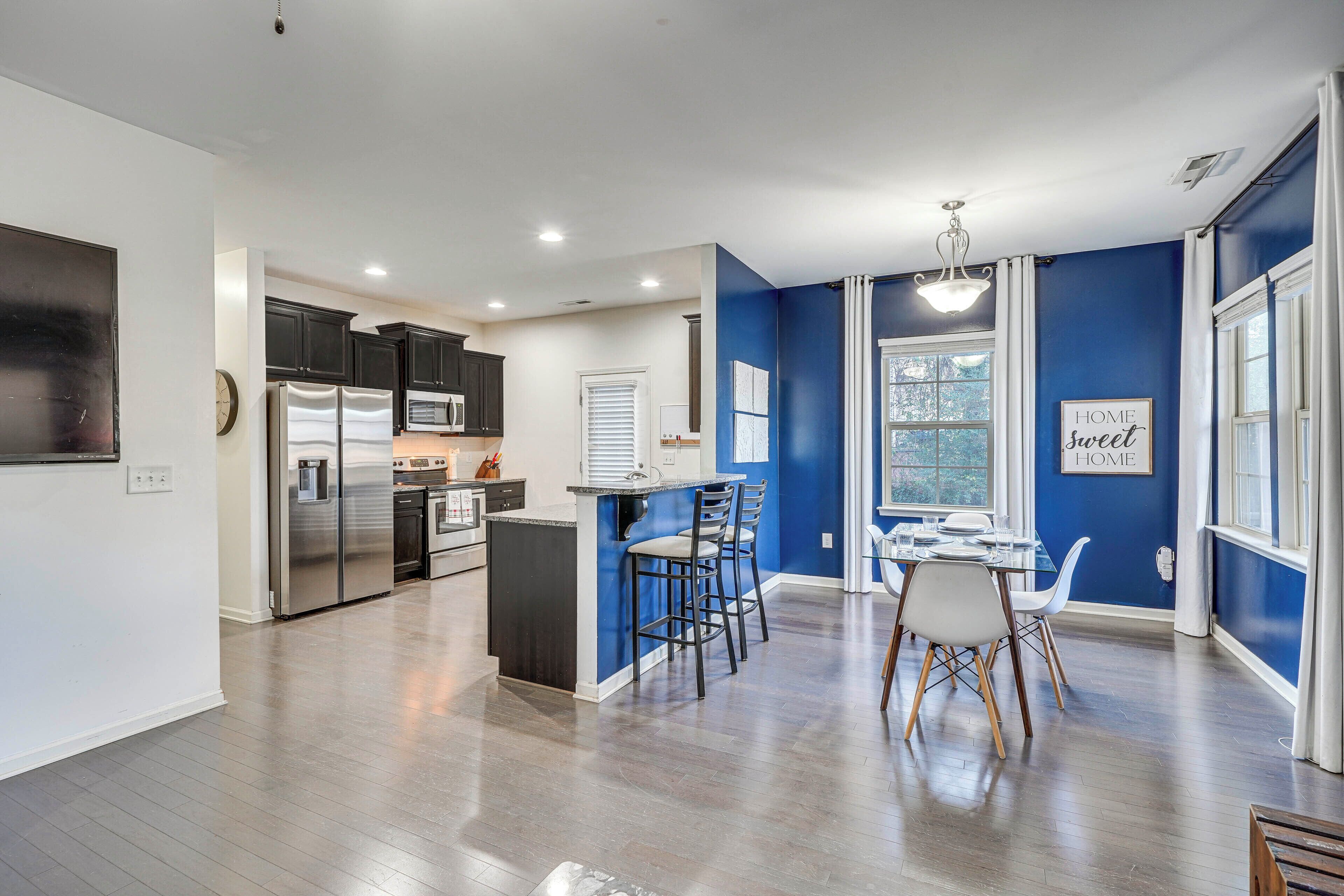 House (3 Bedrooms) | Interior