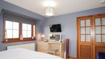 6 habitaciones, decoración personalizada y muebles diferentes