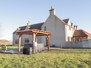 Property grounds - Northbanks House (Thurso)