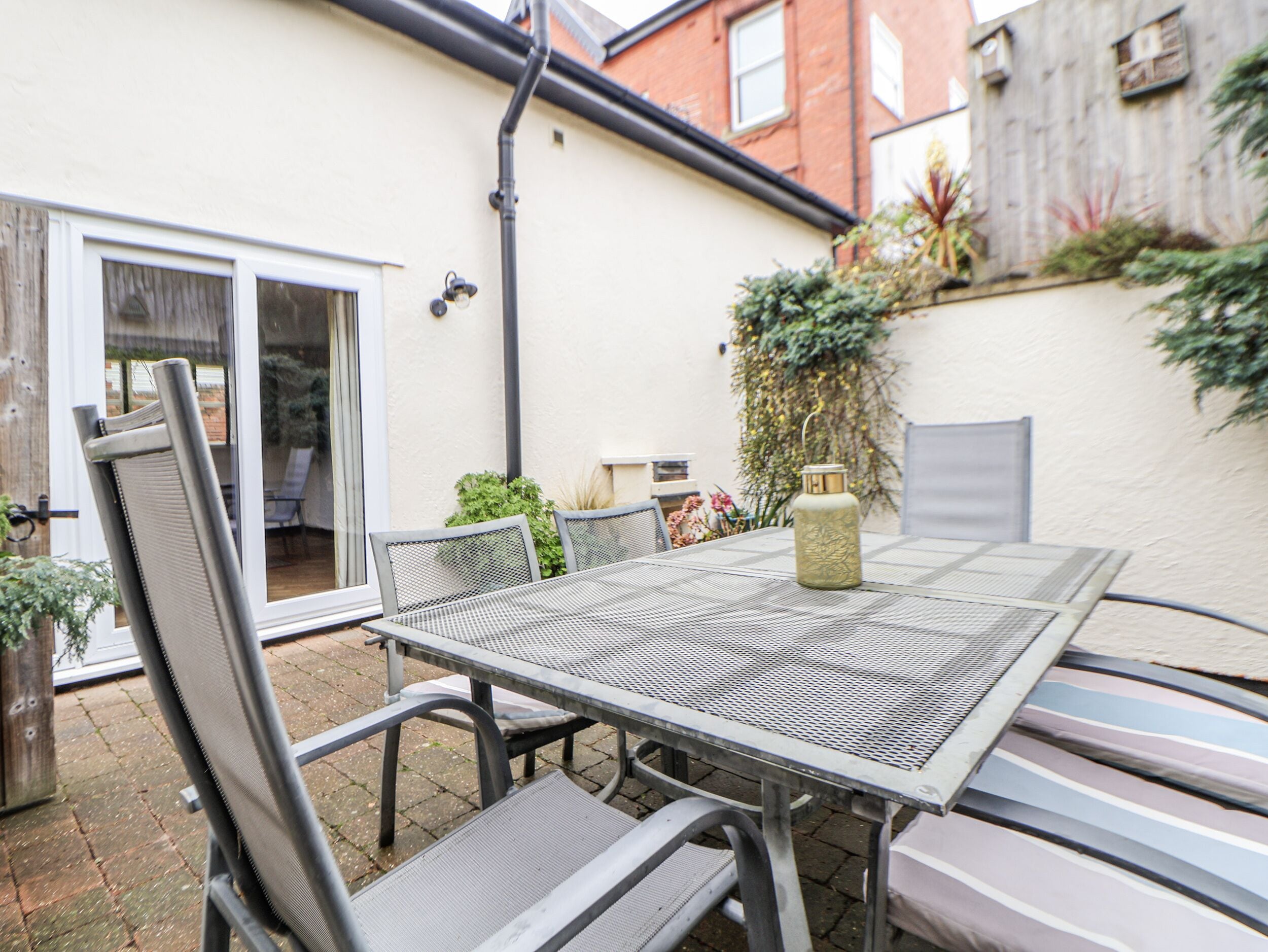 Cottage | Outdoor dining