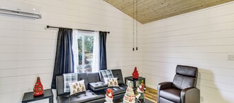 1 Mi to Dtwn Enterprise: Pet-friendly Home w/ Yard