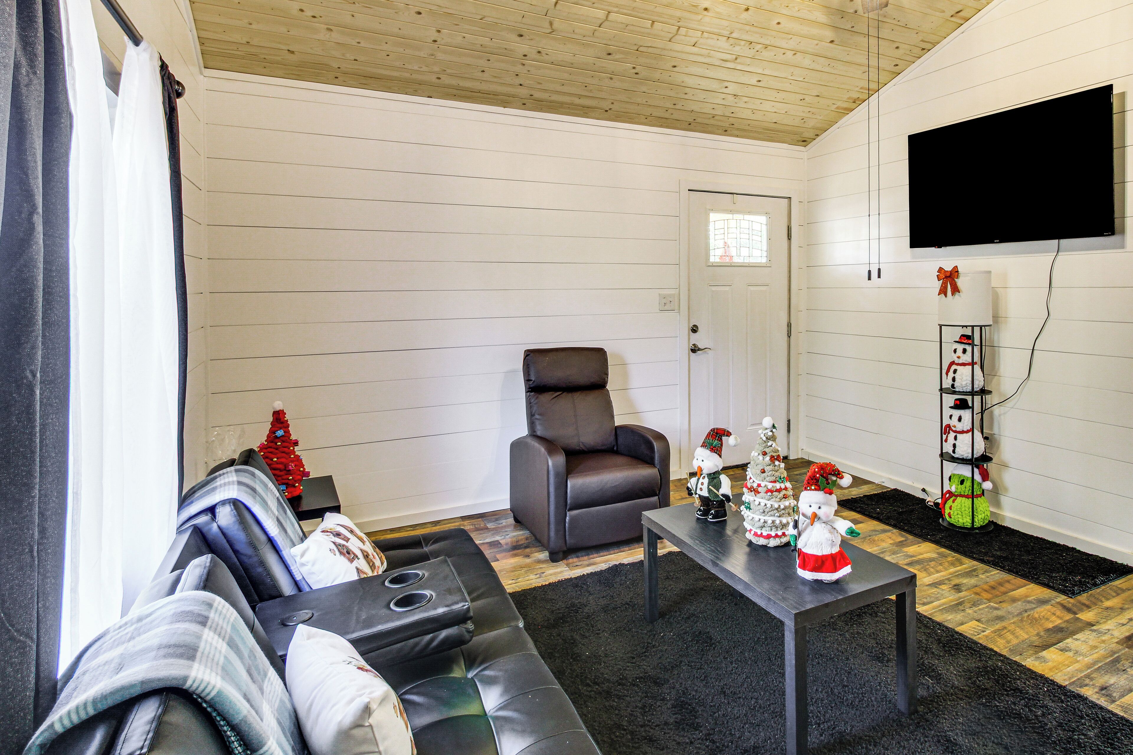 House (1 Bedroom) | Interior