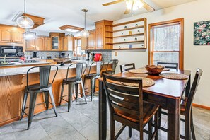 House (4 Bedrooms) | Interior - Spacious Retreat w/ Deck: 14 Mi to Nolin Lake! (Sonora)