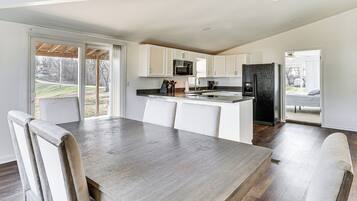 Rumah (4 Bedrooms) | Interior