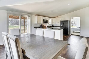 Rumah (4 Bedrooms) | Interior