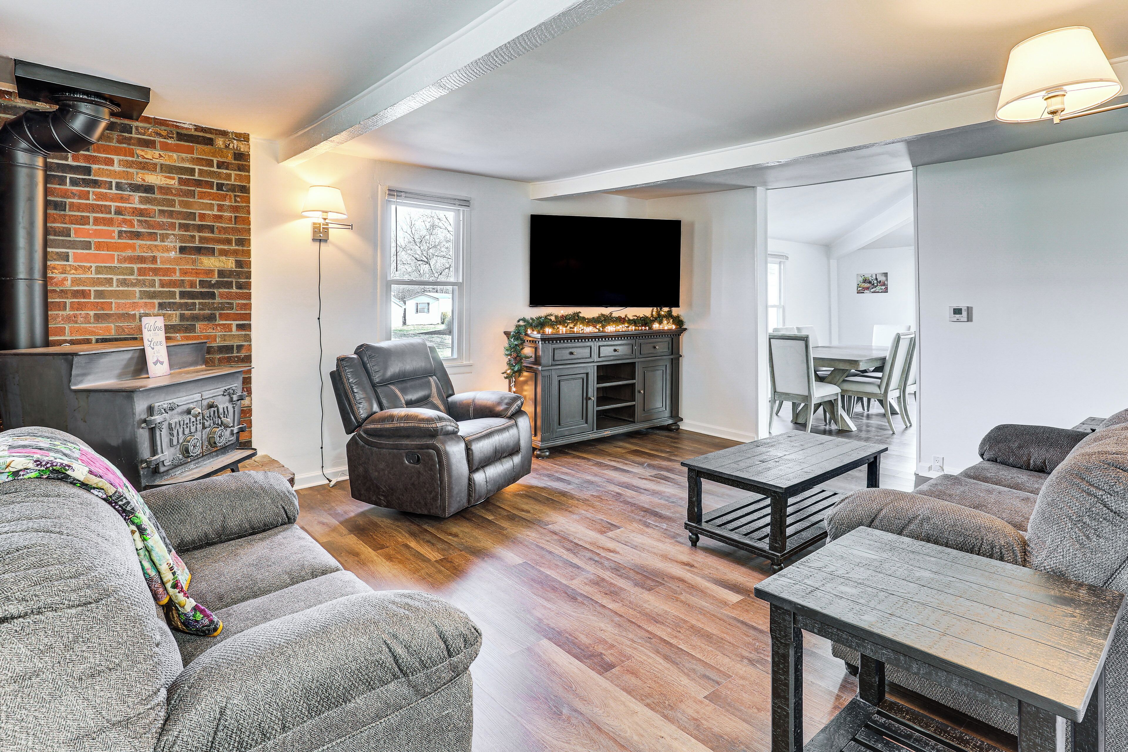 House (4 Bedrooms) | Front of property