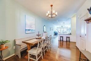 Apartment (3 Bedrooms) | Interior - Shuttle to Beach, Relax on Patio! Millville Escape (Millville)