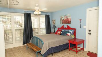 1 bedroom, free WiFi, bed sheets