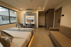尊榮客房, 城市景觀 | 筆電工作空間、免費無線上網、床單