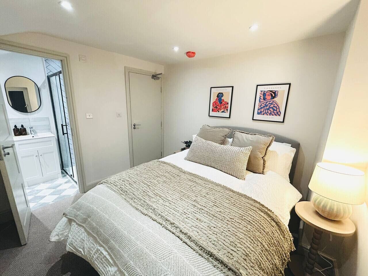 Fer et planche à repasser, Wi-Fi, draps fournis