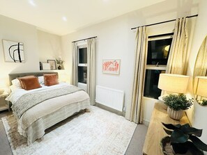 Fer et planche à repasser, Wi-Fi, draps fournis