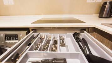 Appartement Luxe, 2 chambres, balcon | Coin cuisine privé