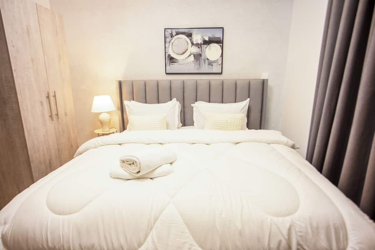 Studio, Balcony, City View | Blackout curtains, iron/ironing board, free WiFi