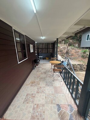 House, 1 Bedroom, Smoking, Balcony | Outdoor dining