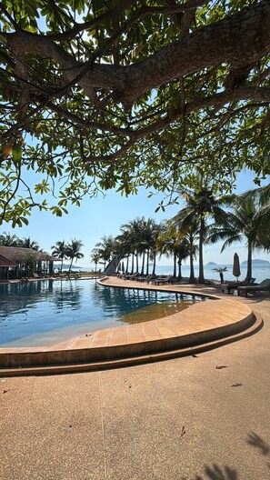 House, 1 Bedroom, Smoking, Balcony | Pool | Outdoor pool