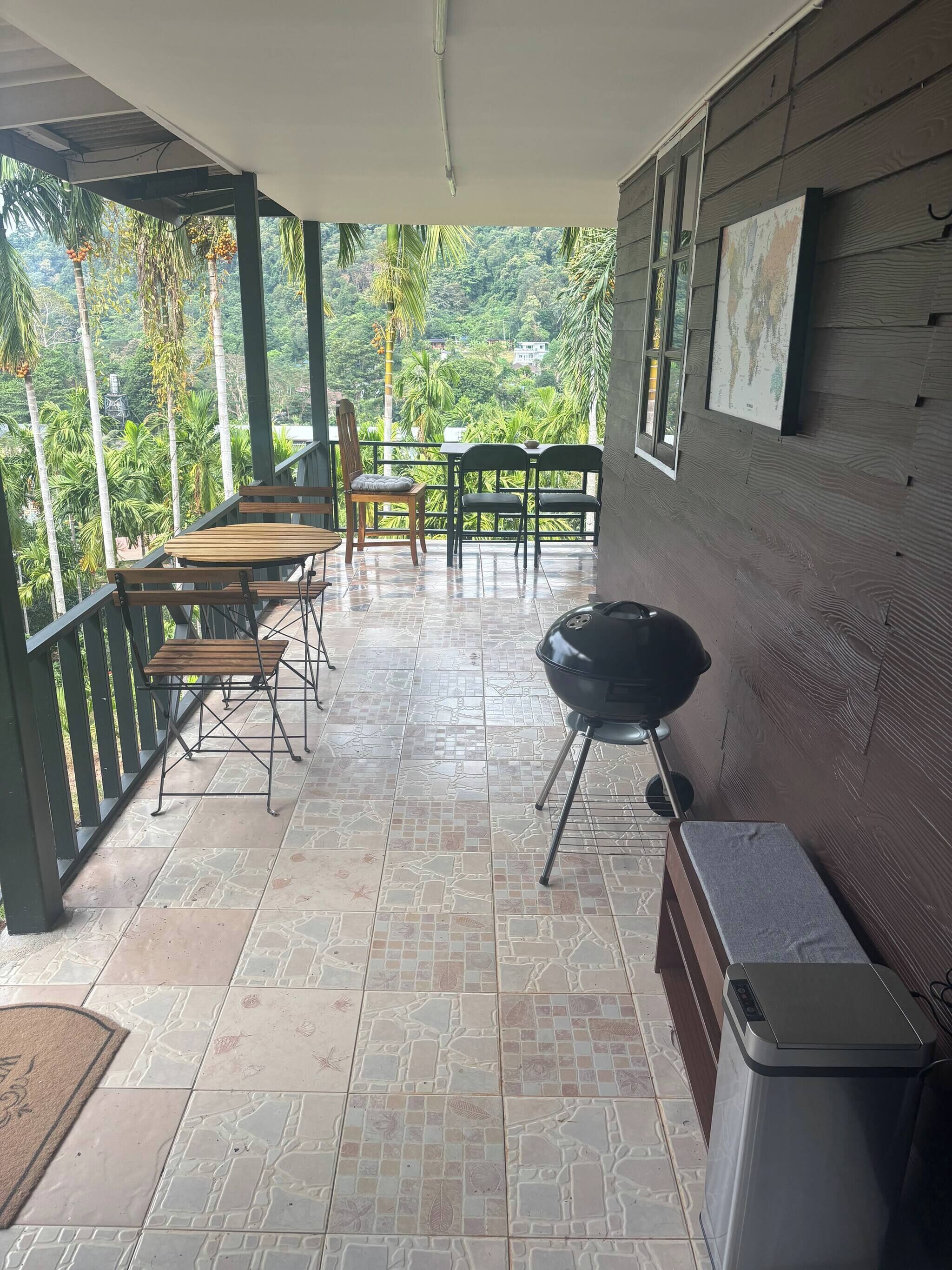 House, 1 Bedroom, Smoking, Balcony | Outdoor dining
