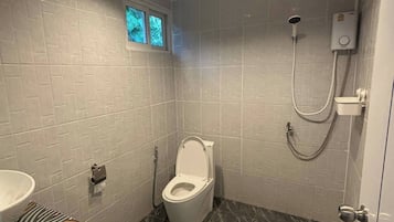 Bungalow, 1 Schlafzimmer, barrierefrei, Raucher | Badezimmer