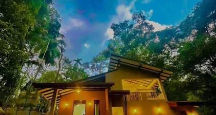 Rivers Edge Resort Sinharaja