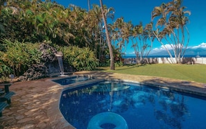 Pool - Near Whalers Village + Pools and Watersports (Lahaina)