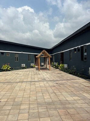 Exterior - RBZ Apartments (Lagos)
