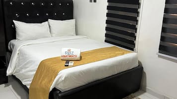 Apartment, 4 Schlafzimmer, Küche, Blick auf den Innenhof | Kostenloses WLAN