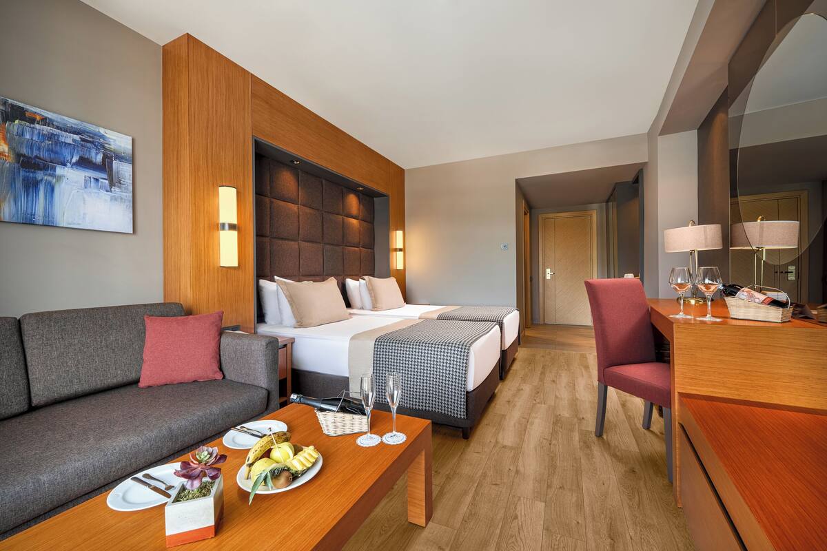 Standard-Doppel- oder -Zweibettzimmer, Balkon, Meerblick | Zimmersafe, kostenloses WLAN, Rollstuhlgeeignet