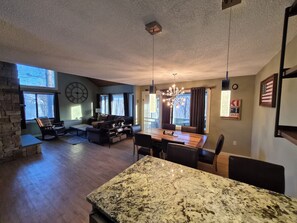 Interior - Spacious, newly renovated w/ gas FP, near Loon. C4701 by LRS (Lincoln)