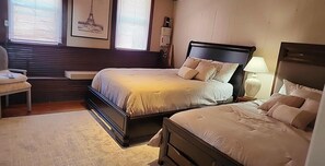 4 quartos, Wi-Fi de cortesia, roupa de cama