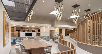 Near Fort Worth Stockyards | Pool + Restaurant