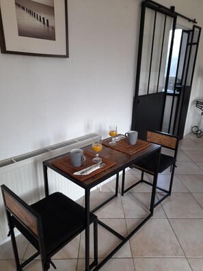 تناول الطعام