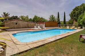 Pool - “Les Nougats” Room with Private Terrace, Shared Garden, and Wi-Fi (Portes-en-Valdaine)