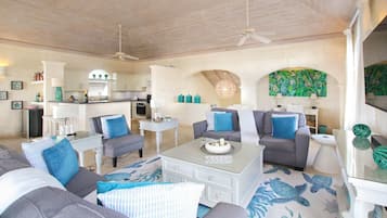 Villa, 3 Bedrooms | Living area | Smart TV