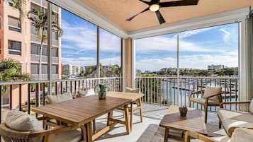 Leilighet, 3 soverom | Utendørsservering