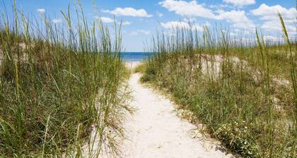 Chill by The Shores - Pet Friendly - Fernandina Beach