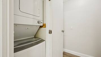 Condo, 2 quartos | Parte interna