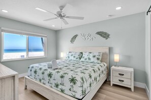 House, 2 Bedrooms - Nautilus #111 2 Bedroom Home (Holmes Beach)