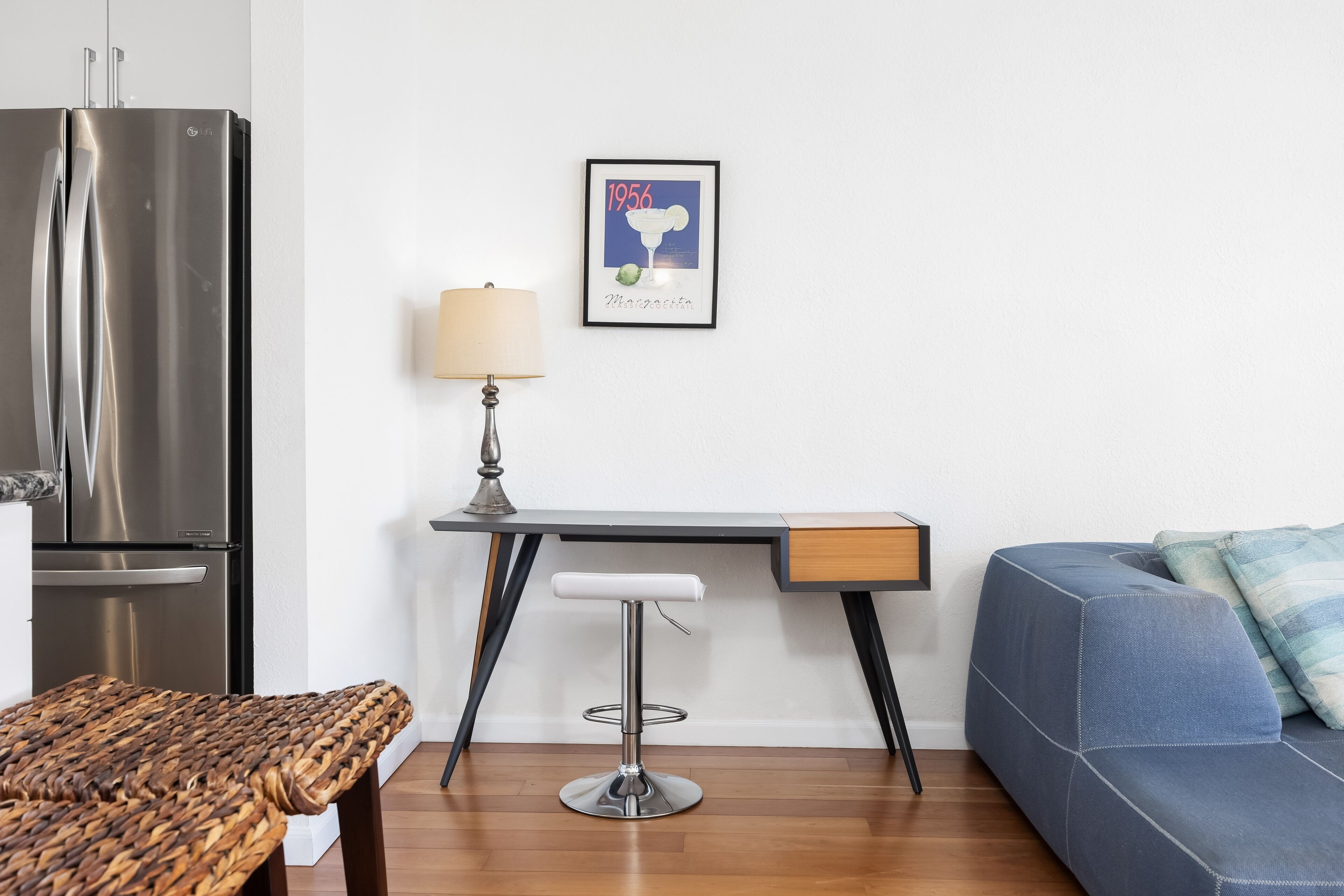 Apartment, 1 Bedroom | Living area