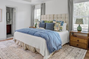 4 chambres, fer et planche à repasser, Wi-Fi, draps fournis