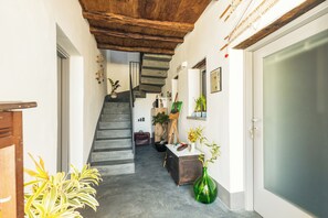 Interior - Sa Crai B&B Sardinian Experience (Lotzorai)