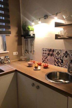 Fridge, microwave, cookware/dishes/utensils - San Secondo Straße by Interhome (Torino)