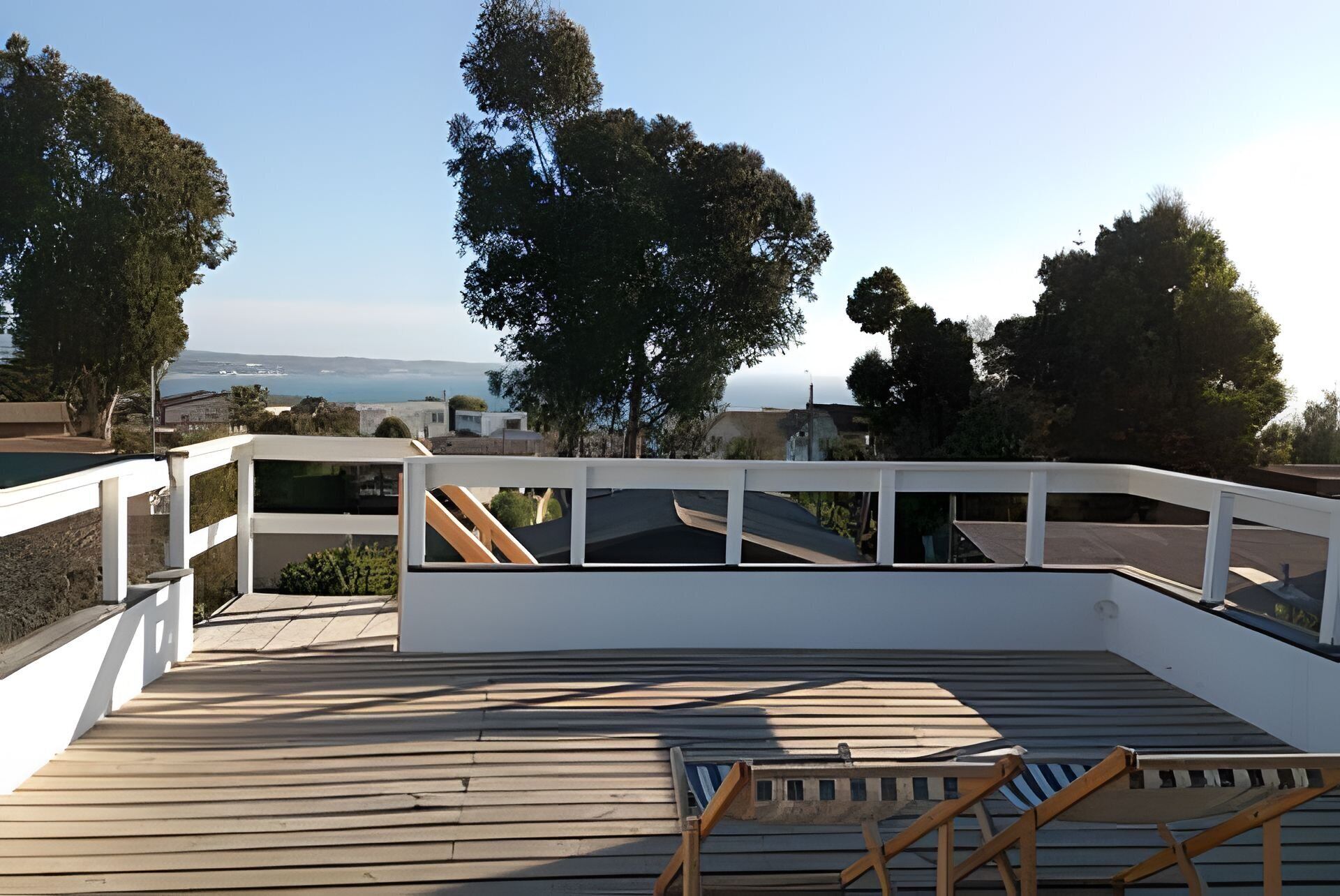Casa familiar, balcón, vista a la ciudad | Terraza o patio