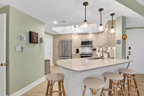 Fridge, microwave, oven, stovetop - Stunning 2 Bedroom Villa with sweeping views of the Atlantic (Hilton Head Island)