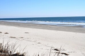 Beach - 3-bedroom canal home in delightful Ocean Isle Beach with boat dock. (Ocean Isle Beach)