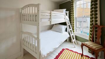 House | 3 bedrooms, Internet