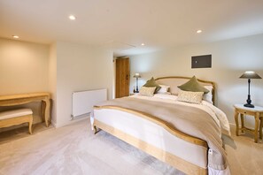 House | 4 bedrooms - Host Stay The Coral Cottage (Wymondham)