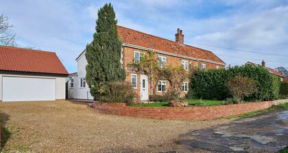 Host Stay The Coral Cottage