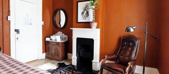 Doc Holiday - Historic Hotel