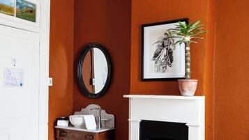 免费 WiFi、床单