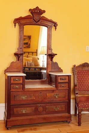 Interior - Pancho Griego - Historic Hotel Room (Cimarron)