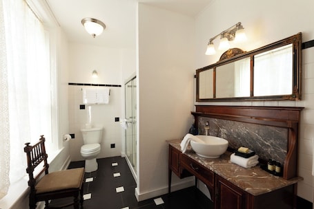 タオル. William F. Cody - Historic Hotel Room